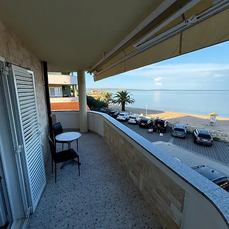 Blanusa D Apartmán *