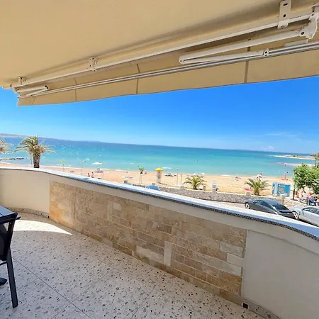 Blanusa D Apartman *